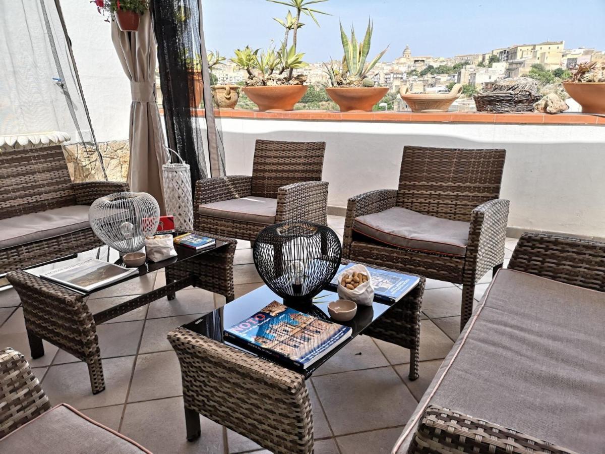 Villa Ambra B&B Noto Exteriör bild