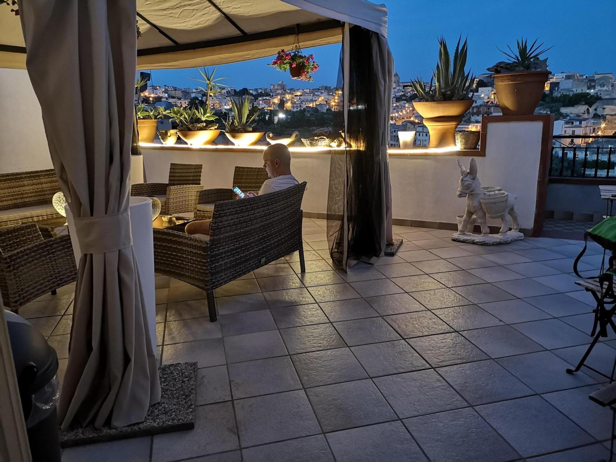 Villa Ambra B&B Noto Exteriör bild